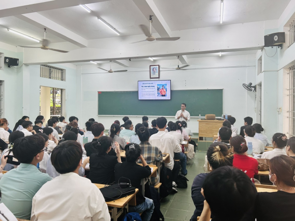 Kết nối lý thuyết và thực tiễn “Marketing và công nghệ số - Chìa khóa chinh phục thị trường lữ hành”