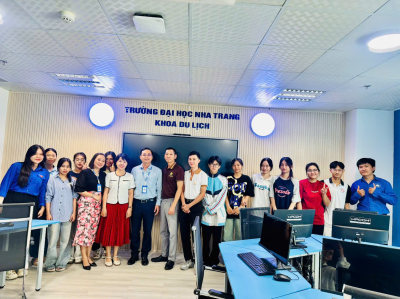 Buổi Giao Lưu Sinh Viên Chương Trình Song ngữ Pháp – Việt với Công ty Cổ phần Du thuyền Đông Dương (Indochina Junk)