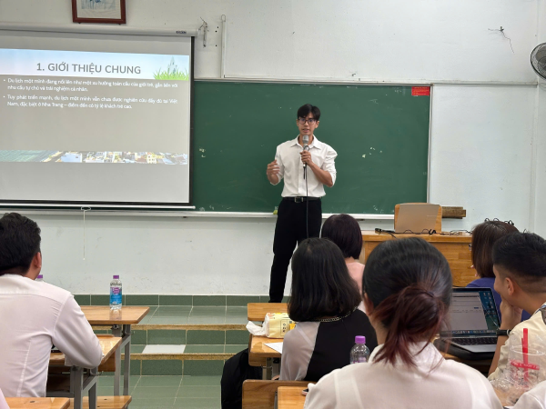 Hội thảo khoa học cấp Bộ môn “Phát triển du lịch bền vững tại Khánh Hòa”