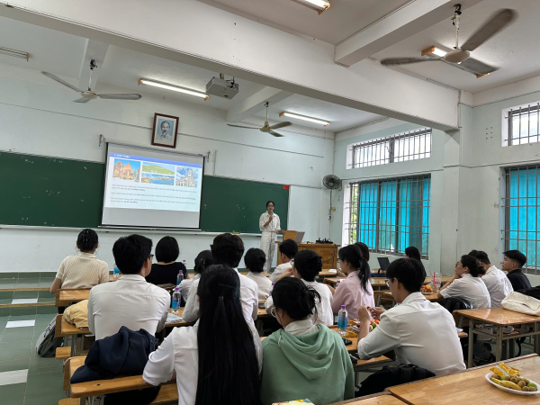 Hội thảo khoa học cấp Bộ môn “Phát triển du lịch bền vững tại Khánh Hòa”