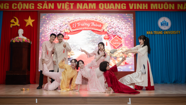 TỔNG KẾT LỄ TRƯỞNG THÀNH K64 QTKS-CLC – “LIGHT UP TOGETHER – XUÂN BÌNH NGỌ 2026”