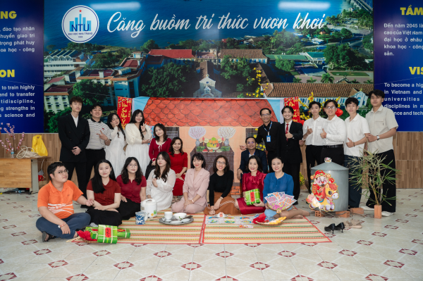 TỔNG KẾT LỄ TRƯỞNG THÀNH K64 QTKS-CLC – “LIGHT UP TOGETHER – XUÂN BÌNH NGỌ 2026”