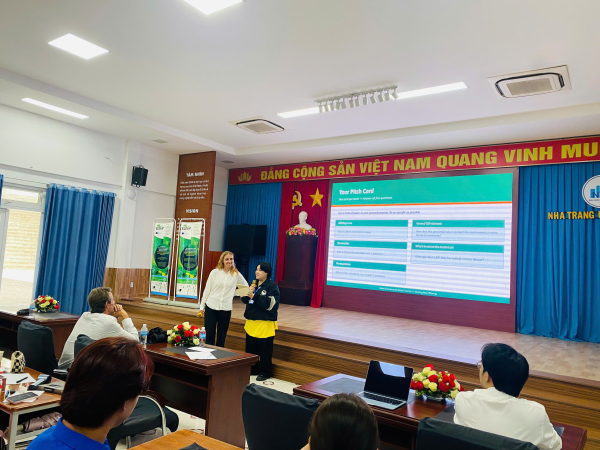 Khoa Du lịch tổ chức workshop “Sustainability in Tourism: Design Thinking Approach” trong khuôn khổ Dự án ECOViP