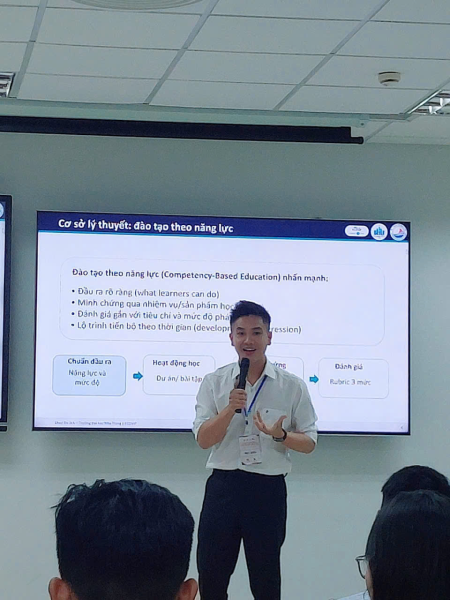 Khoa Du lịch tham gia Hội thảo cải tiến chương trình đào tạo trong trường đại học và khởi nghiệp du lịch sinh thái tại Đại học Cần Thơ