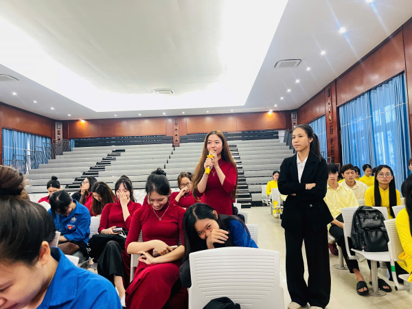 Career talk Ngành Khách sạn: Kết nối thực tiễn – Mở lối tương lai