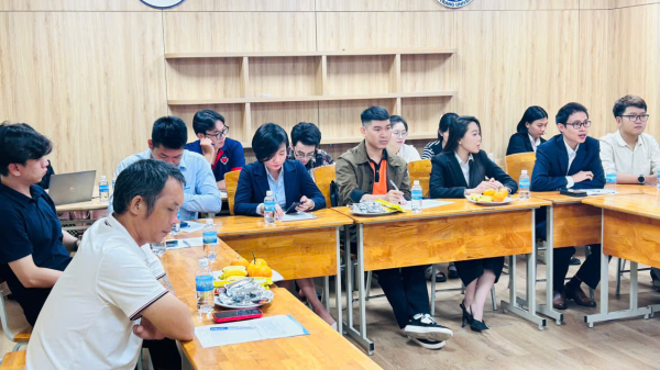 Hội thảo lấy ý kiến các bên liên quan về dự thảo Chương trình đào tạo ngành Quản trị Dịch vụ du lịch và lữ hành Khóa 68