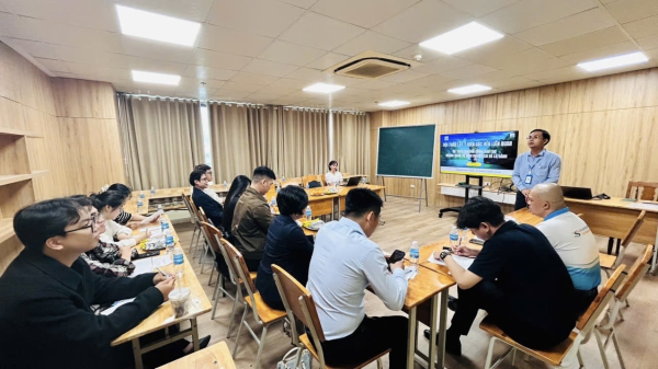 Hội thảo lấy ý kiến các bên liên quan về dự thảo Chương trình đào tạo ngành Quản trị Dịch vụ du lịch và lữ hành Khóa 68