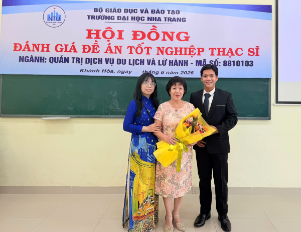 Hội đồng đánh giá Đề án tốt nghiệp Thạc sĩ  Ngành Quản trị Dịch vụ du lịch và Lữ hành Khóa CH2024