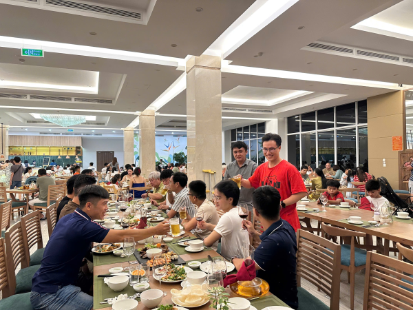 Hoạt động hè của gia đình Khoa Du lịch
