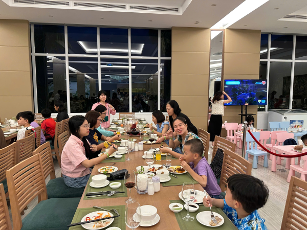 Hoạt động hè của gia đình Khoa Du lịch