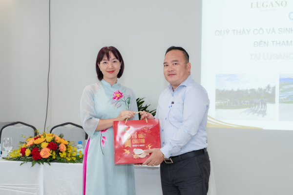 Sinh viên Khoa Du lịch tham quan, trải nghiệm thực tế tại Lugano Resort & Spa Cam Ranh