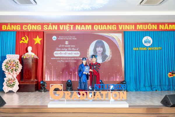 Lễ Tốt nghiệp 2026: Gần 20 học viên ngành Du lịch nhận bằng Thạc sĩ