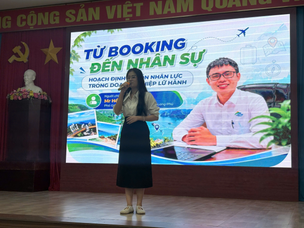 Từ Booking đến Nhân sự: Khi sinh viên lữ hành tiếp cận thực tiễn hoạch định nguồn nhân lực