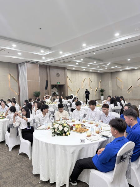 Sinh viên K68 trải nghiệm thực tế tại Selectum Noa Resort Cam Ranh 
