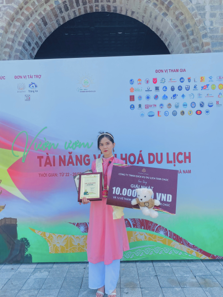 Sinh viên Khoa Du lịch Trường Đại học Nha Trang đạt giải Nhất Cuộc thi “Ý tưởng sáng tạo xây dựng sản phẩm văn hóa du lịch và truyền thông trong du lịch” 