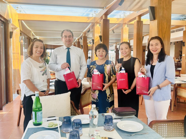 Tăng cường hợp tác quốc tế với Mövenpick Resort và Università di Corsica Pasquale Paoli