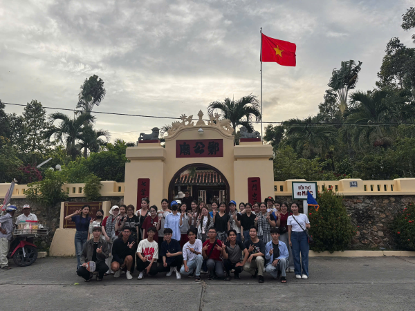 Hành trình khám phá miền Tây – Gắn kết lý thuyết với thực hành trong đào tạo sinh viên Khoa Du lịch, trường Đại học Nha Trang.