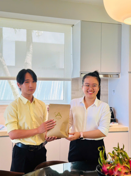SINH VIÊN NĂM THỨ NHẤT NGÀNH QTKS CHƯƠNG TRÌNH ĐẶC BIỆT THAM GIA HỌC TẬP THỰC TẾ TẠI ALMA RESORT