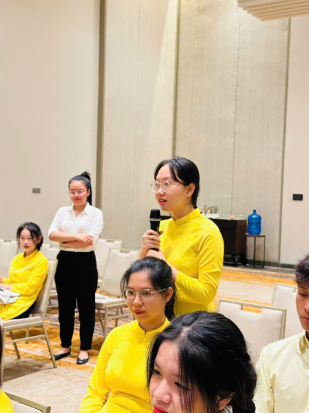SINH VIÊN NĂM THỨ NHẤT NGÀNH QTKS CHƯƠNG TRÌNH ĐẶC BIỆT THAM GIA HỌC TẬP THỰC TẾ TẠI ALMA RESORT