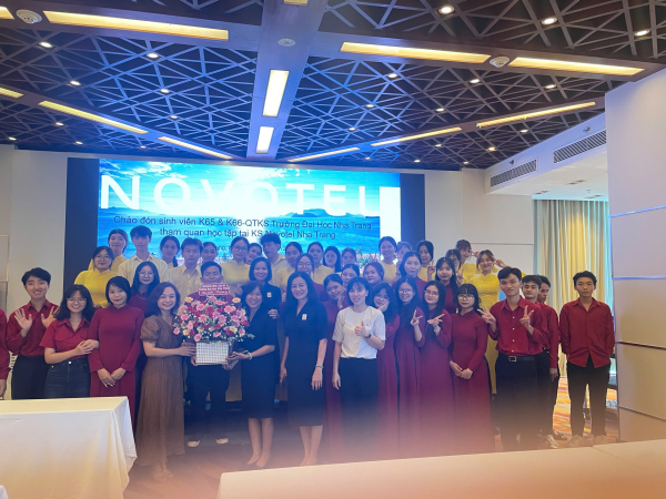 TĂNG CƯỜNG KẾT NỐI DOANH NGHIỆP – CHUẨN BỊ HÀNH TRANG THỰC TẾ CHO SINH VIÊN KHOA DU LỊCH TRƯỜNG ĐẠI HỌC NHA TRANG