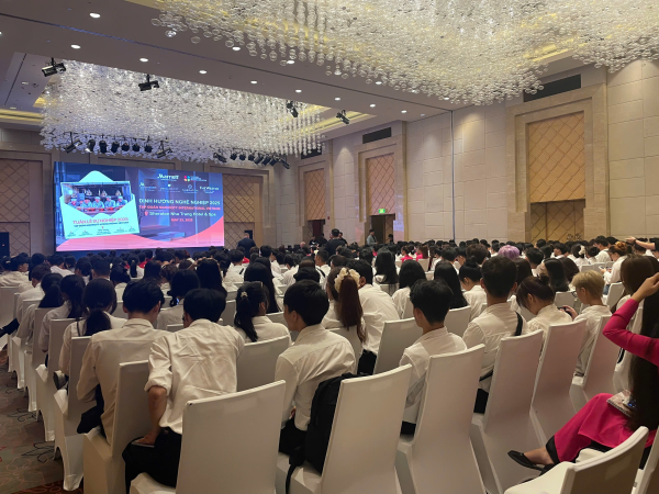 TĂNG CƯỜNG KẾT NỐI DOANH NGHIỆP – CHUẨN BỊ HÀNH TRANG THỰC TẾ CHO SINH VIÊN KHOA DU LỊCH TRƯỜNG ĐẠI HỌC NHA TRANG