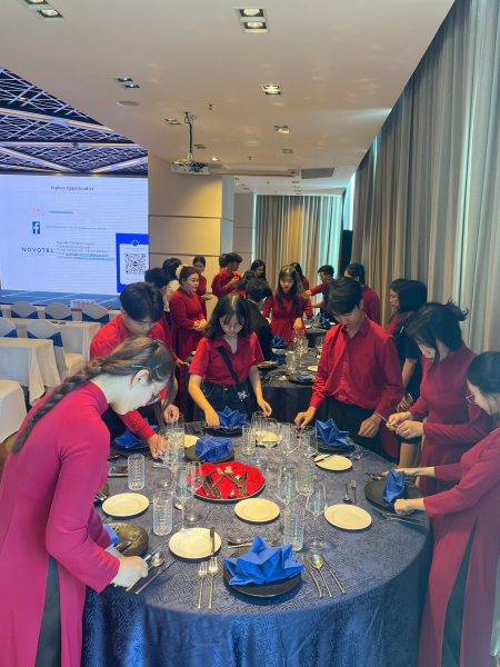 TĂNG CƯỜNG KẾT NỐI DOANH NGHIỆP – CHUẨN BỊ HÀNH TRANG THỰC TẾ CHO SINH VIÊN KHOA DU LỊCH TRƯỜNG ĐẠI HỌC NHA TRANG