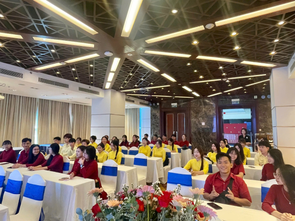TĂNG CƯỜNG KẾT NỐI DOANH NGHIỆP – CHUẨN BỊ HÀNH TRANG THỰC TẾ CHO SINH VIÊN KHOA DU LỊCH TRƯỜNG ĐẠI HỌC NHA TRANG
